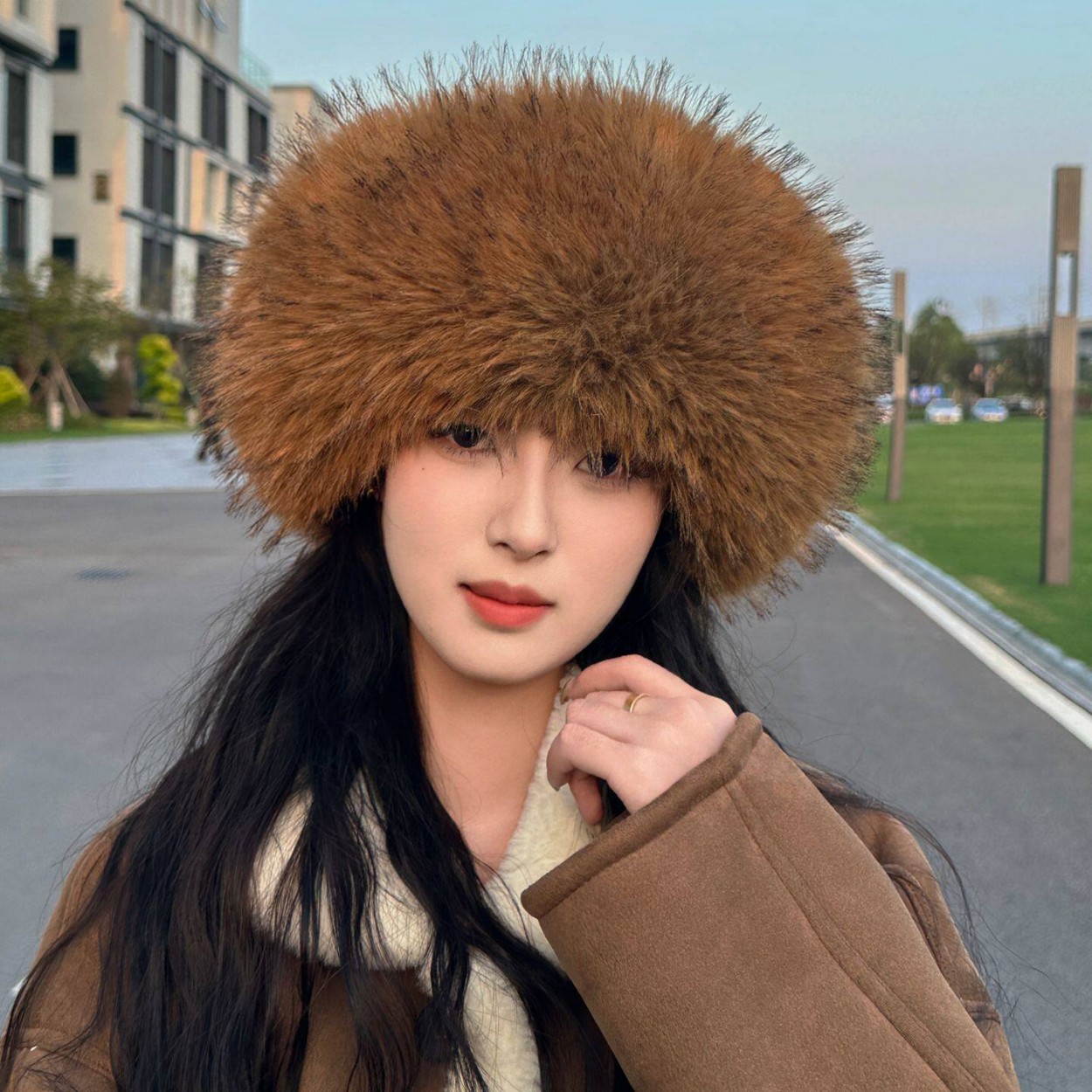 Beanie Winter Hat - Weiche Plüsch-Kappe aus Kunstfuchsfell mit offener
